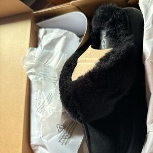 UGG Black Disquette Slippers
